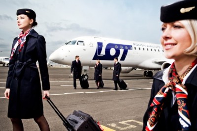 LOT Polish Airlines- Fly from Warsaw to New Delhi!